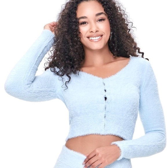 Forever 21 Fuzzy Crop Top V neck sweater cardigan knit, Size XL - Picture 1 of 10